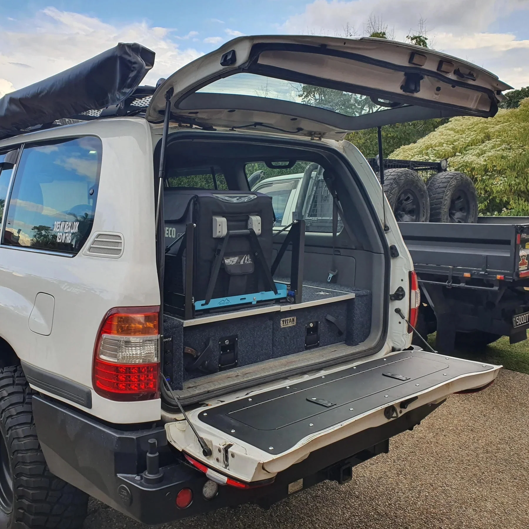 Tailgate Storage Mod - Suitable for use with 100/105 Series LandCruiser - Image 10