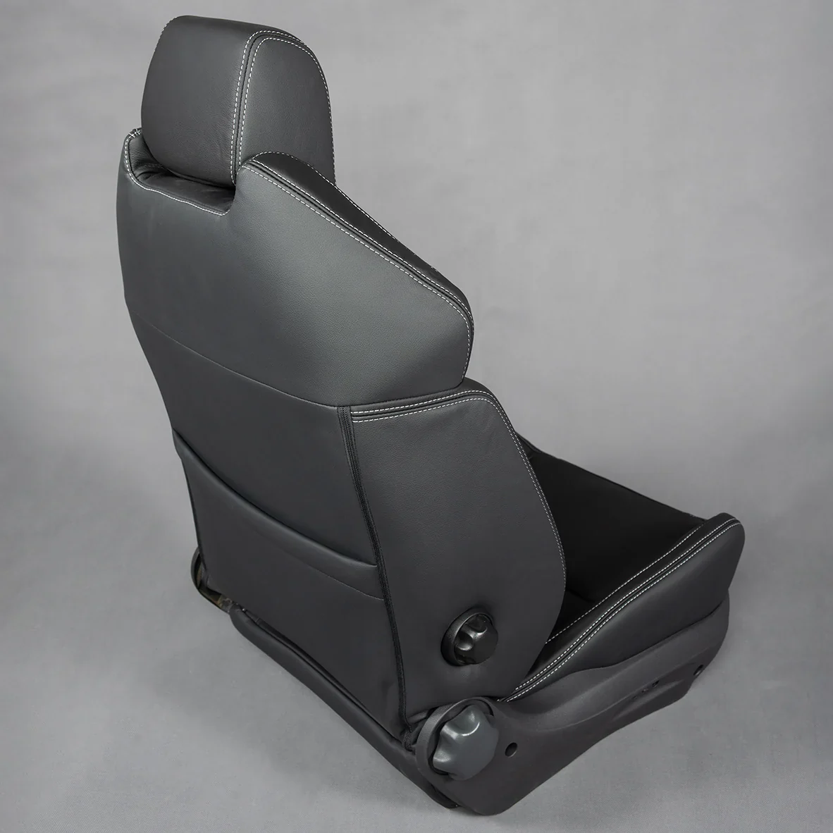 Huracan Fabrication Premium Touring Seats 80 Series - Image 11