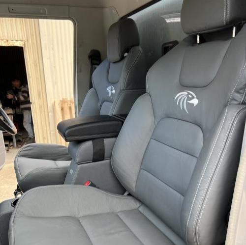 Huracan Fabrication Premium Touring Seats 80 Series - Image 3