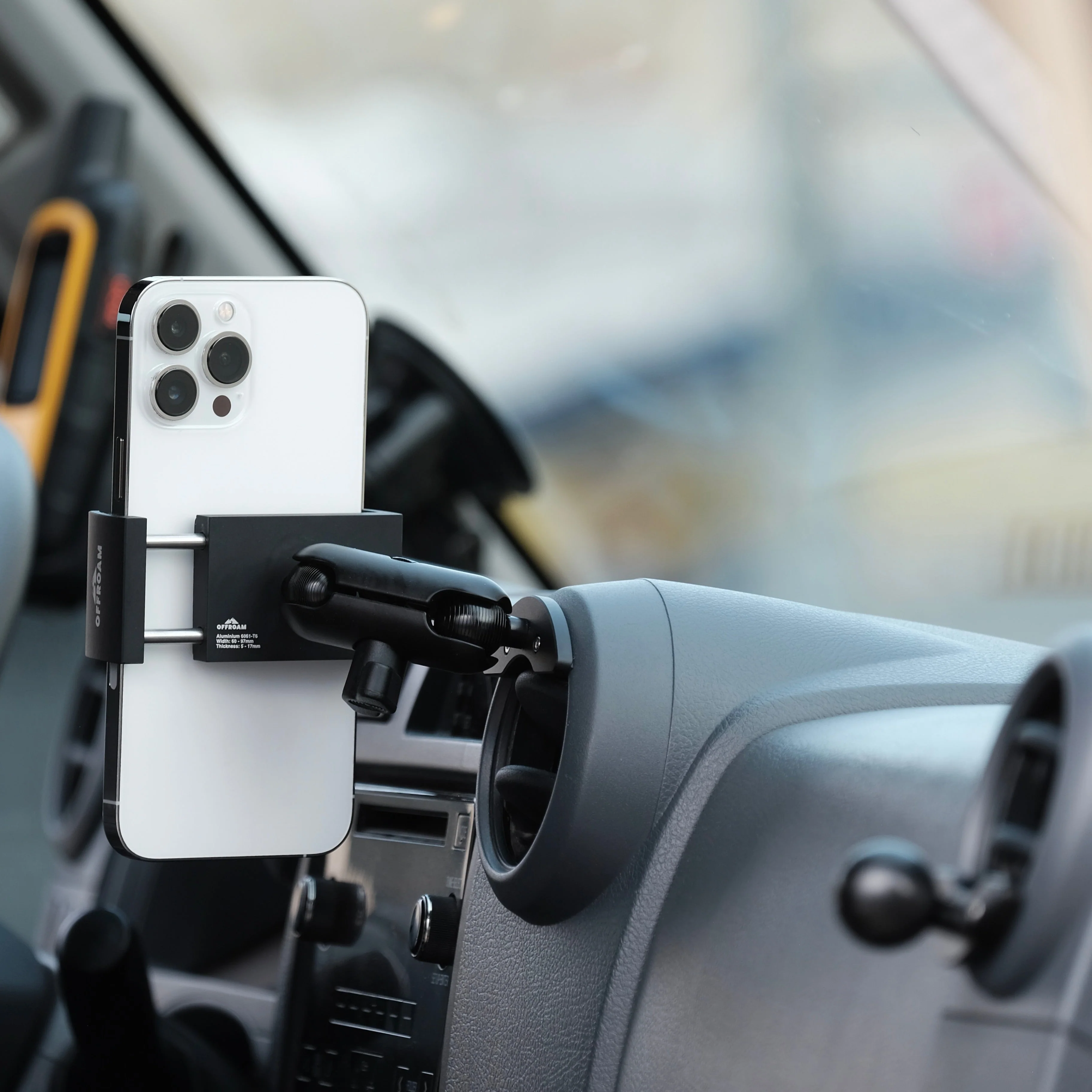 Offroam Phone Mount - Suitable for use with 70 Series LandCruiser (2009-ON) - Image 8