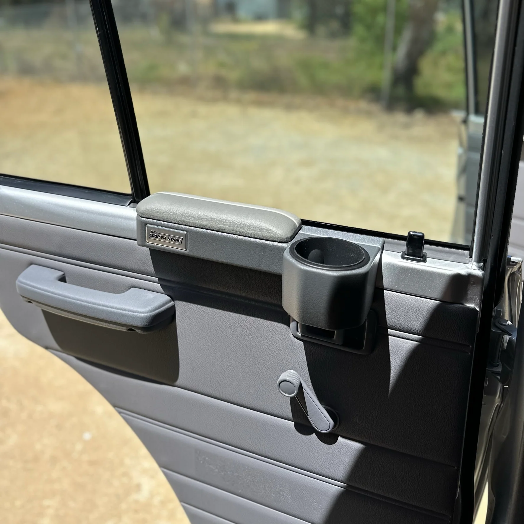 Magnetic Armrest and Cupholder BUNDLE - Suitable for 70 Series Land Cruiser (4 pce) - Image 5